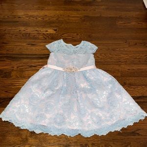 Rare Editions light Blue lace with pale pink underneath dress size 4T
